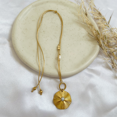 daiquiri necklace