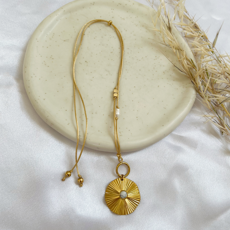 daiquiri necklace