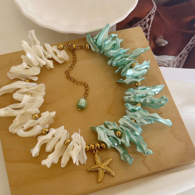 island walk choker