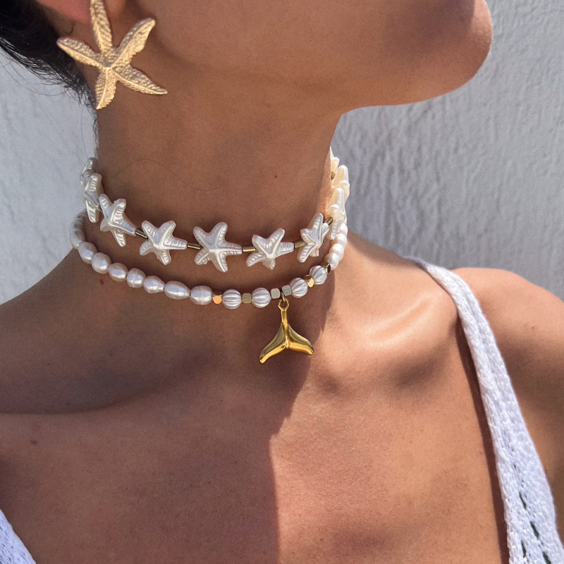 sandy beach choker