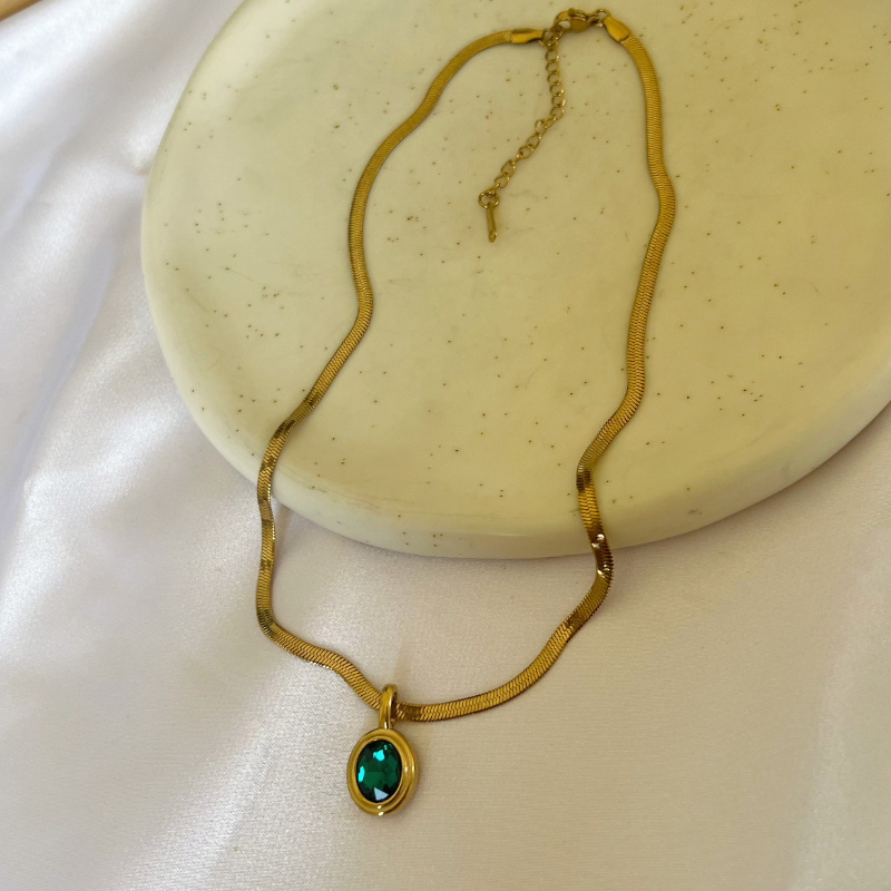 brillia necklace