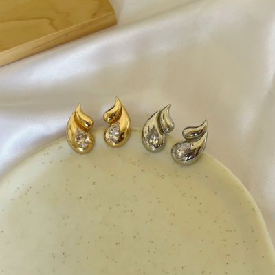 feathra earrings
