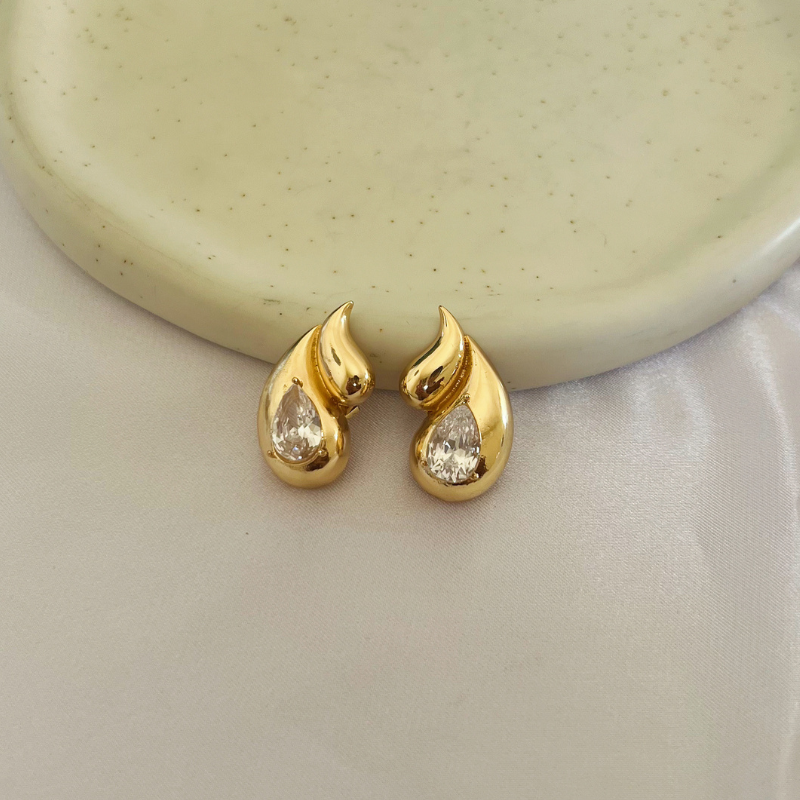 feathra earrings