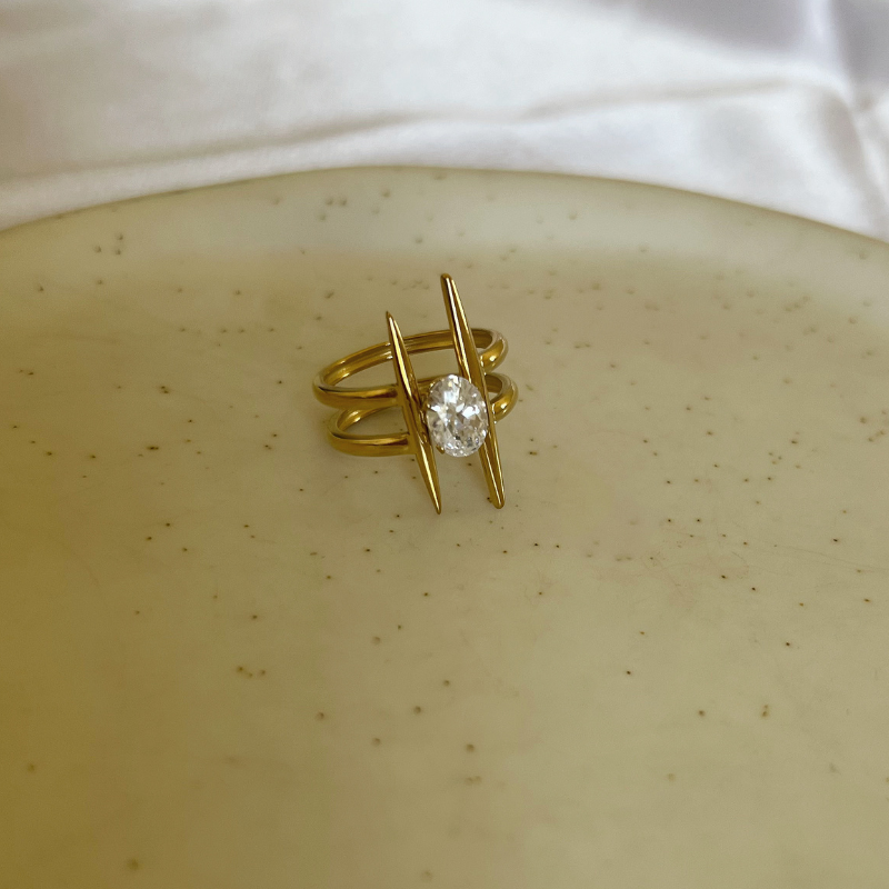 royal ring