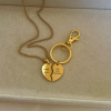 set necklace+keychain