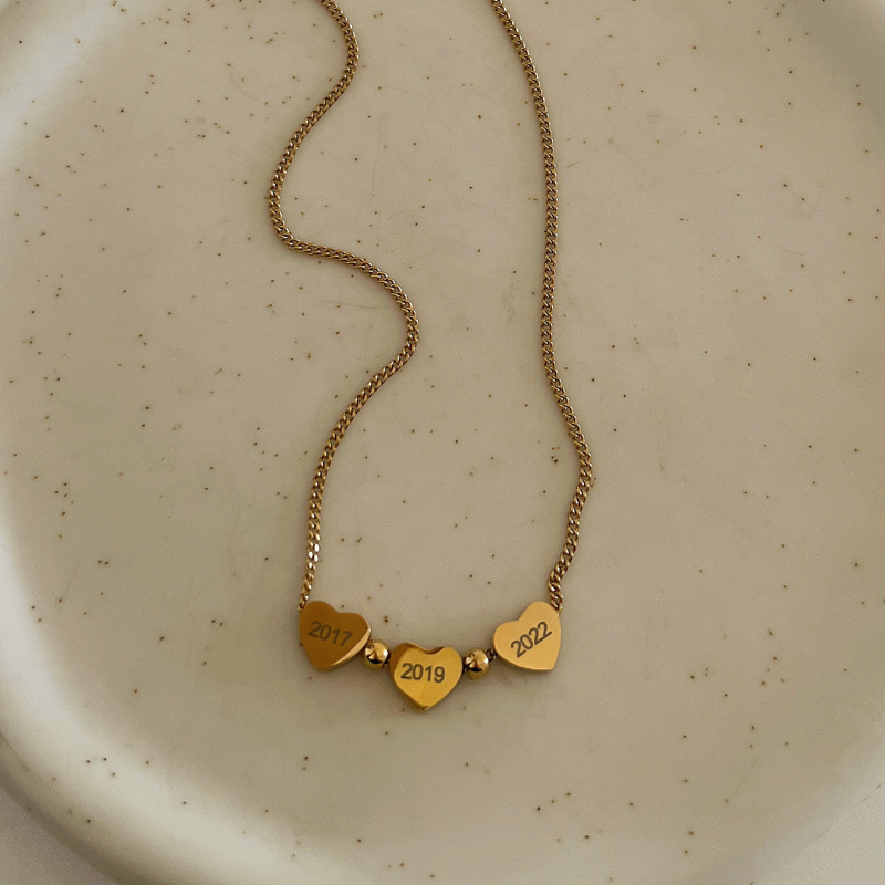 little hearts text necklace