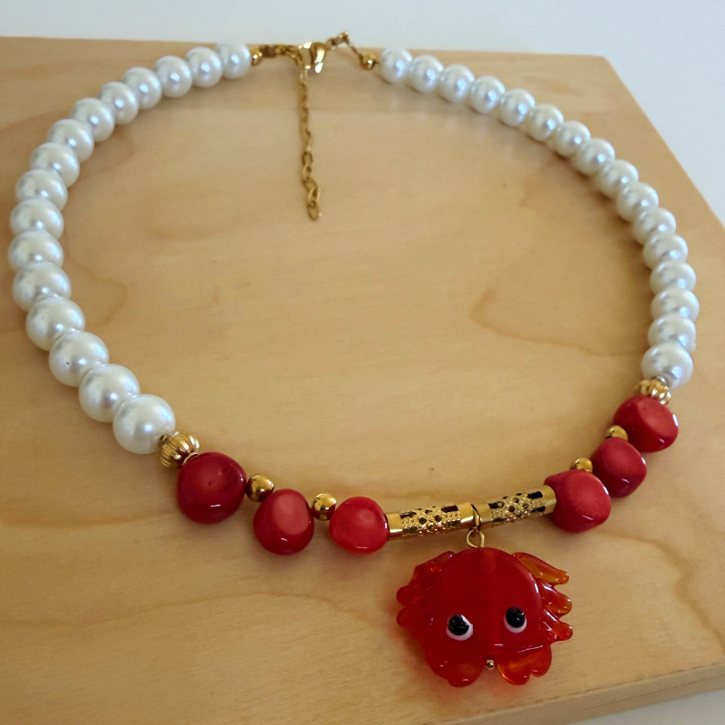ava necklace
